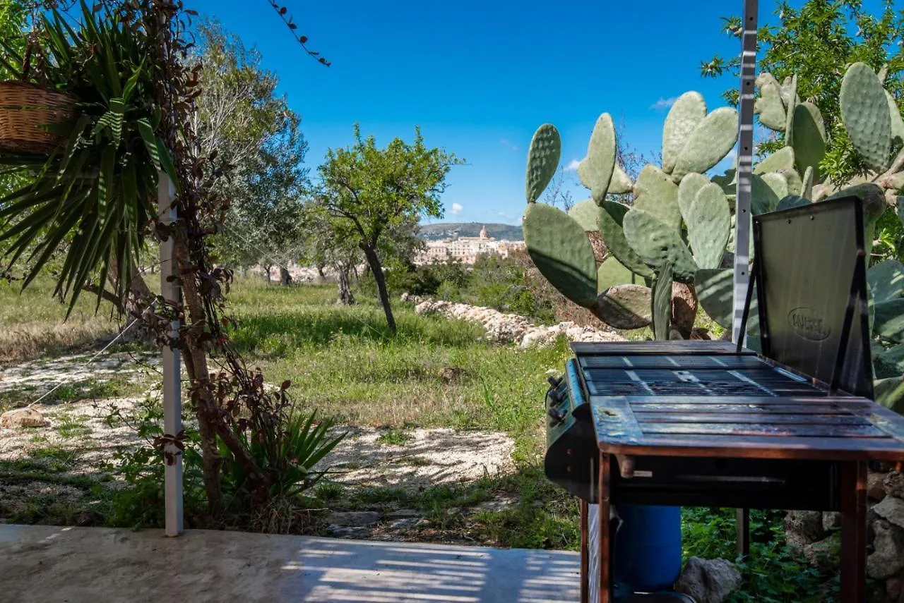 Villa Il Carrubo Val Di Noto Con Piscina Privata Avola